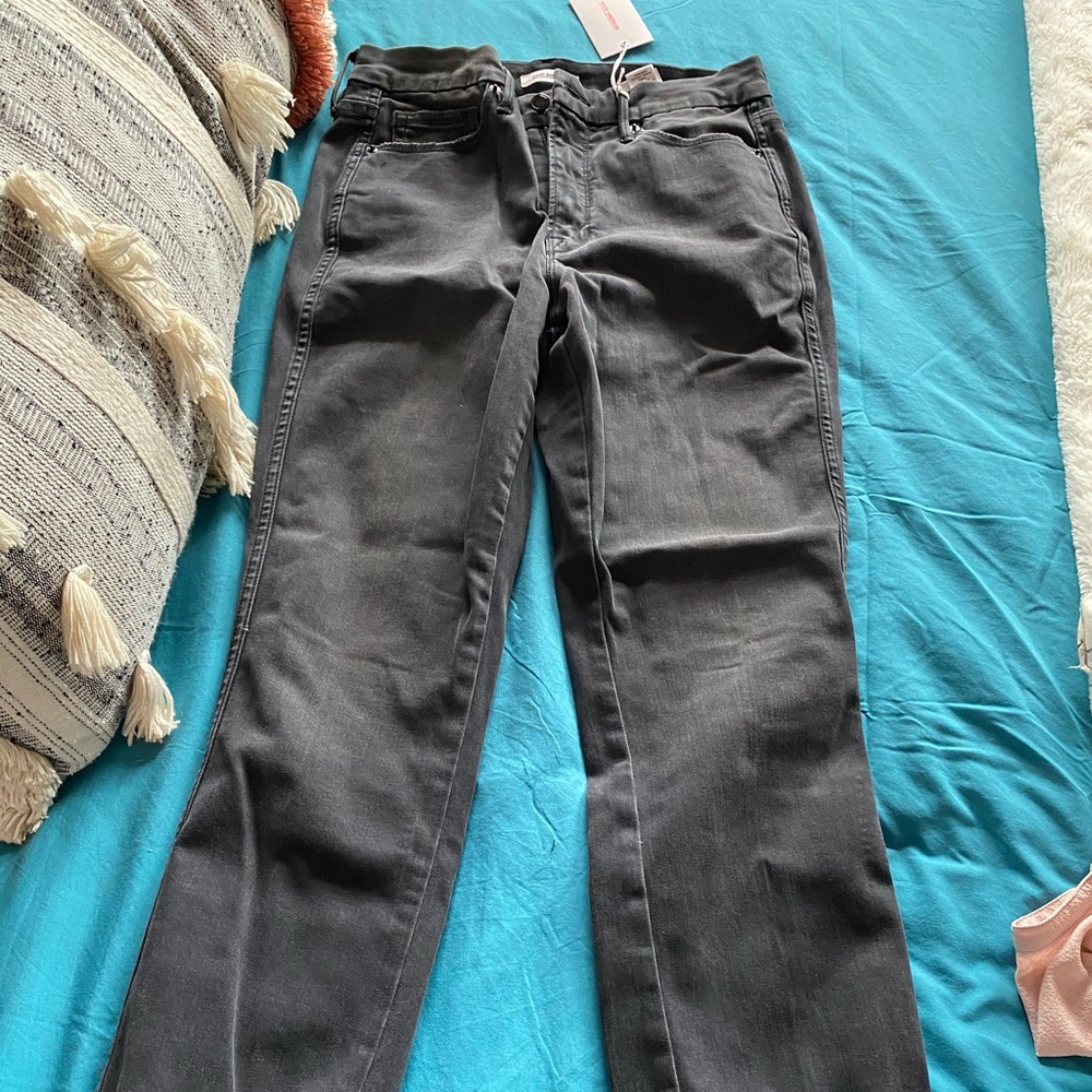 GOOD AMERICAN BLACK RIPPED JEANS